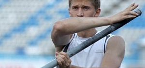 Ярославский прыгун с шестом стал троекратным чемпионом России