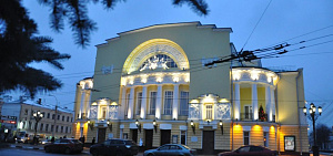 Владимир Путин поддержал предложение губернатора Ярославской области присвоить Волковскому театру новый статус
