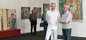 В Ярославле открылась выставка Владимира Арискина