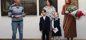 В Ярославле открылась выставка Галины Есафьевой