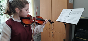 Ярославская школа искусств получила новые музыкальные инструменты