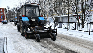 Улично-дорожную сеть Ярославля от снега очищали более ста единиц техники